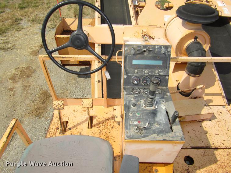 image for item DA3157 1998 Rosco Flaherty SPR-H-H chip spreader