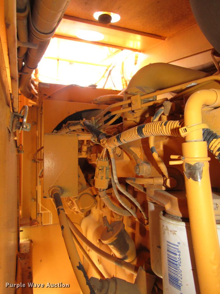 image for item DA3157 1998 Rosco Flaherty SPR-H-H chip spreader