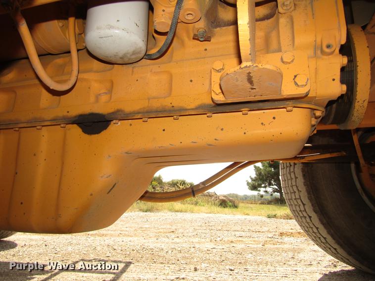 image for item DA3157 1998 Rosco Flaherty SPR-H-H chip spreader