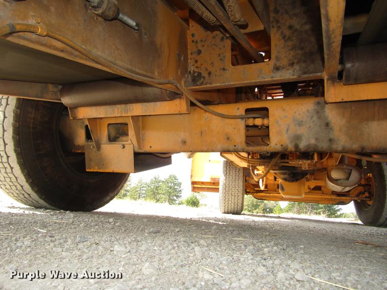 image for item DA3157 1998 Rosco Flaherty SPR-H-H chip spreader