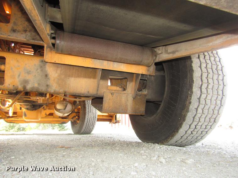 image for item DA3157 1998 Rosco Flaherty SPR-H-H chip spreader