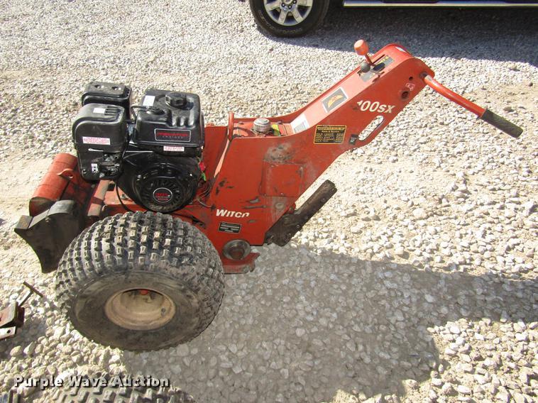 image for item DA3163 (2) 2006 Ditch Witch 100SX cable plows