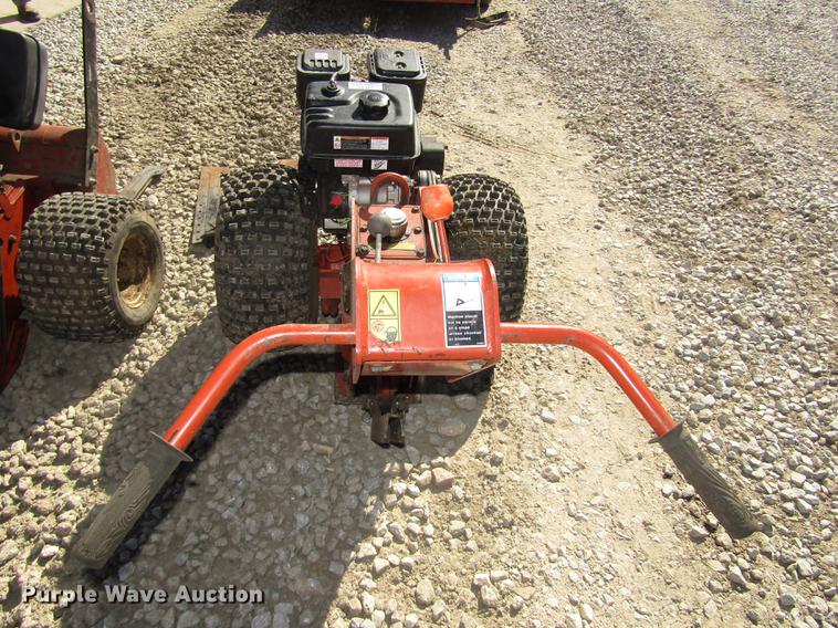 image for item DA3163 (2) 2006 Ditch Witch 100SX cable plows