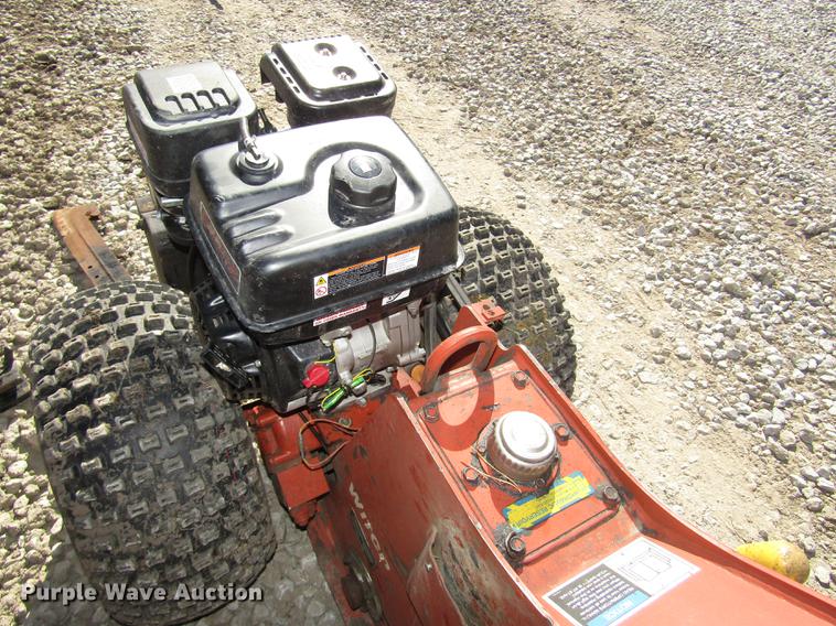 image for item DA3163 (2) 2006 Ditch Witch 100SX cable plows