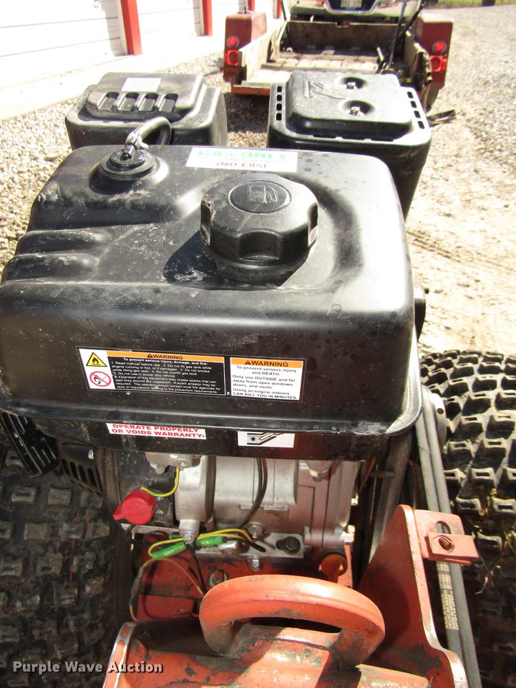 image for item DA3163 (2) 2006 Ditch Witch 100SX cable plows