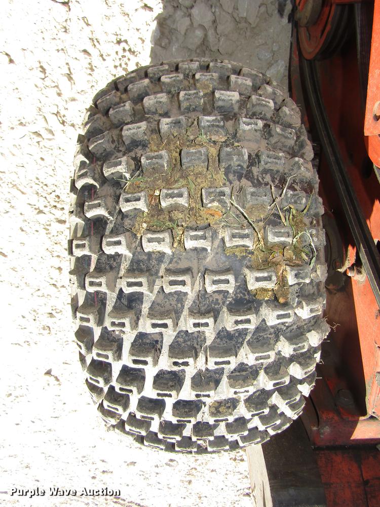 image for item DA3163 (2) 2006 Ditch Witch 100SX cable plows