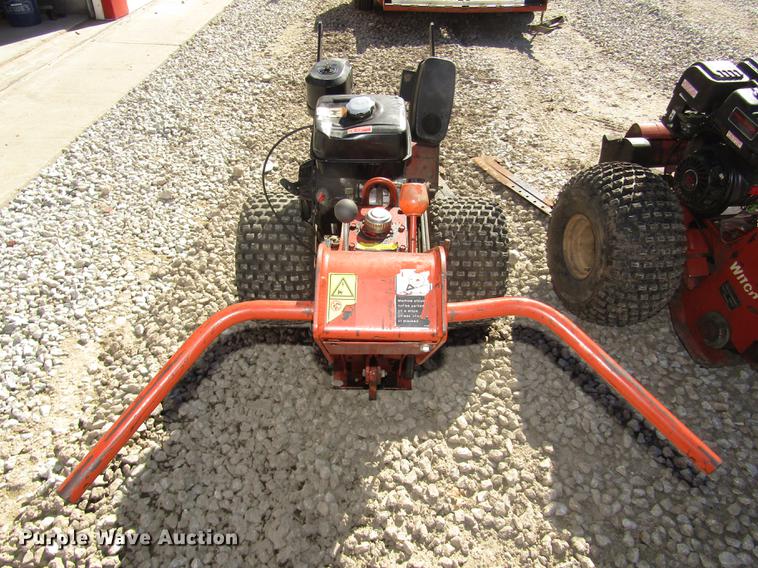 image for item DA3163 (2) 2006 Ditch Witch 100SX cable plows