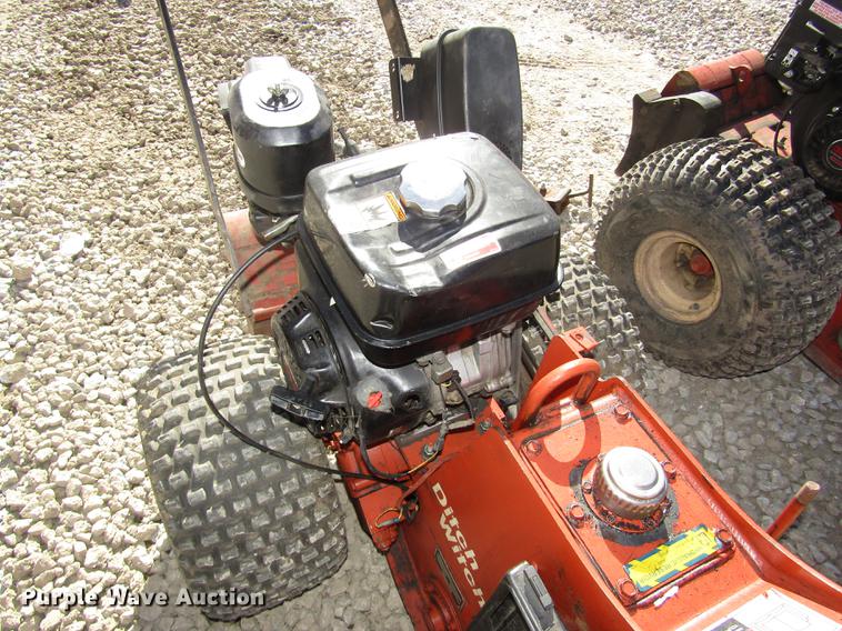 image for item DA3163 (2) 2006 Ditch Witch 100SX cable plows