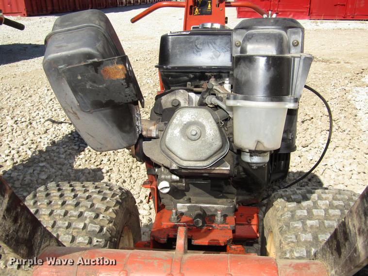image for item DA3163 (2) 2006 Ditch Witch 100SX cable plows