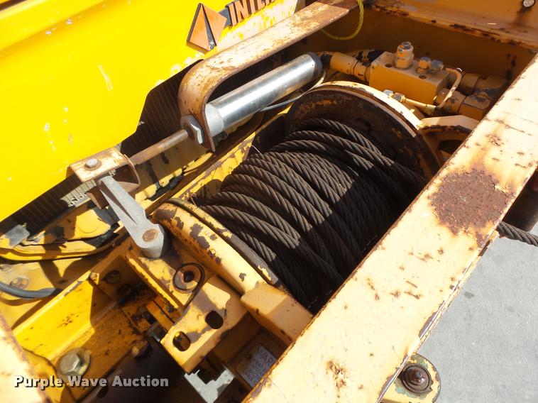 image for item DA9425 1992 International 4900 bucket truck