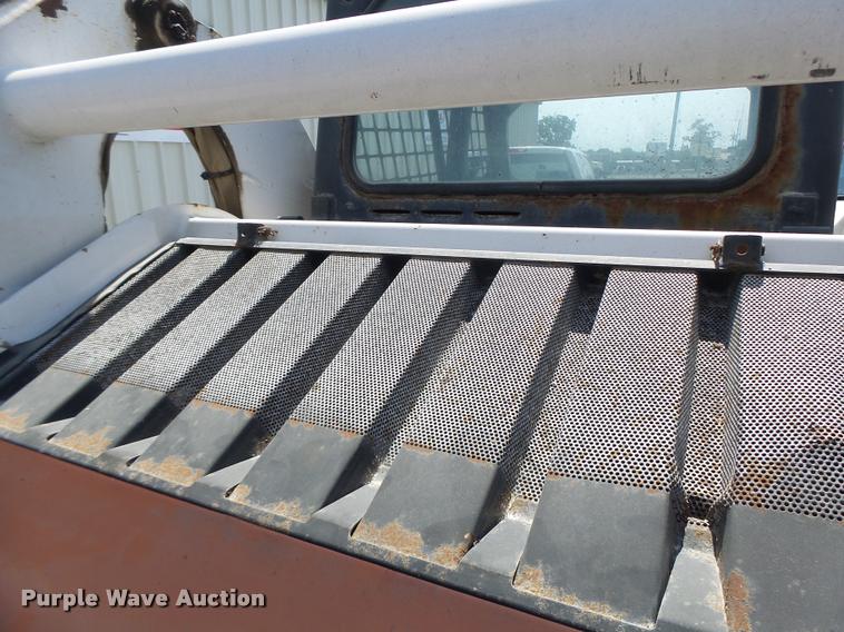 image for item DB1431 2001 Bobcat 773 skid steer
