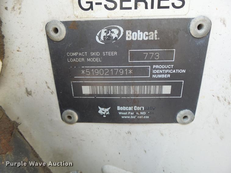 image for item DB1431 2001 Bobcat 773 skid steer