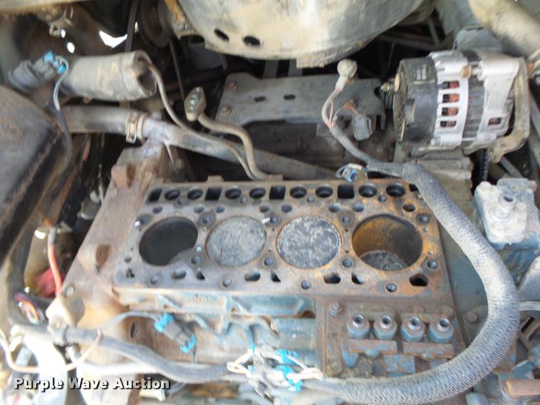 image for item DB1431 2001 Bobcat 773 skid steer