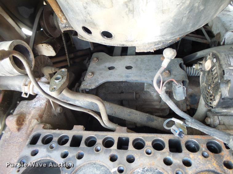 image for item DB1431 2001 Bobcat 773 skid steer