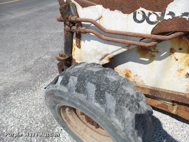 image for item DB1432 1999 Bobcat 873 skid steer