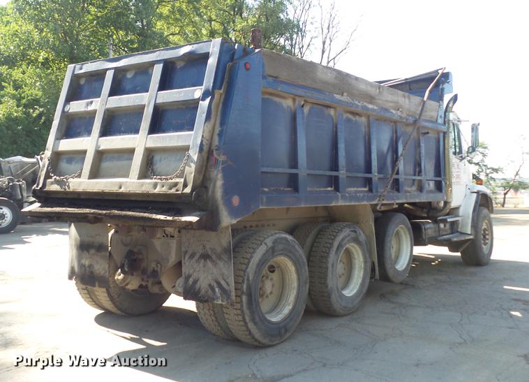 image for item DB6441 1999 Freightliner FLD dump truck