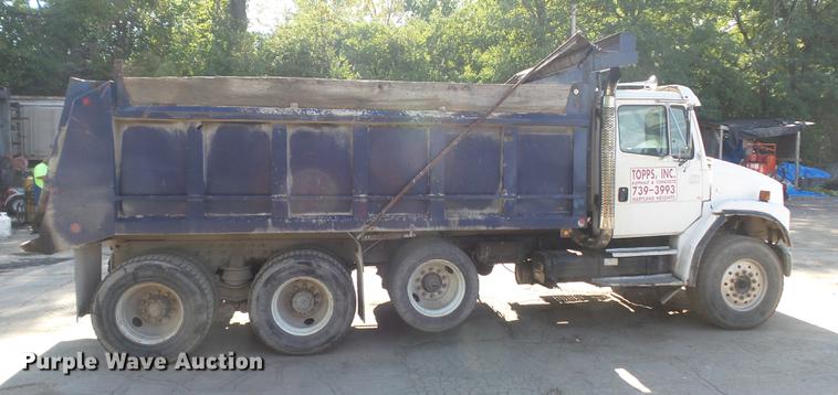 image for item DB6441 1999 Freightliner FLD dump truck