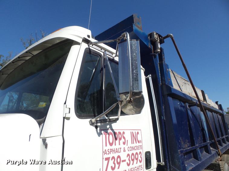 image for item DB6441 1999 Freightliner FLD dump truck