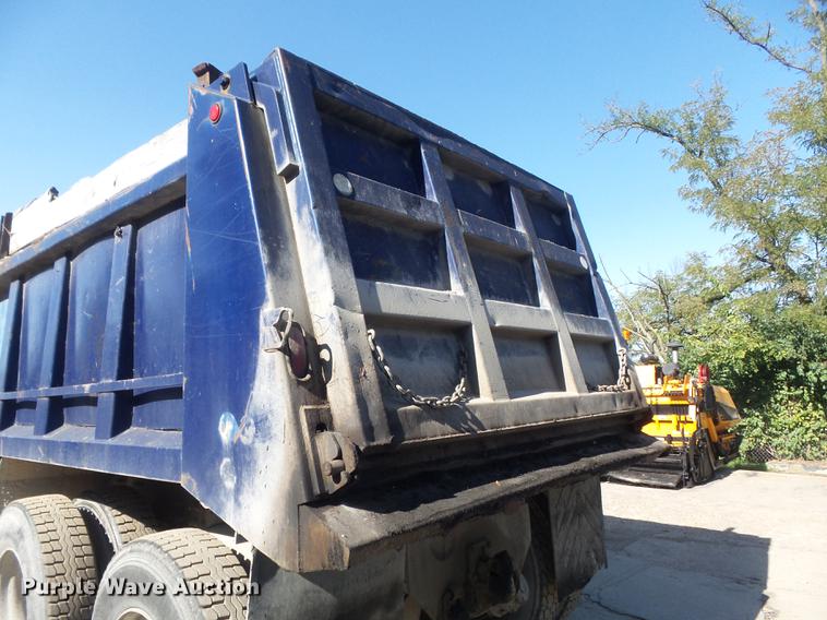 image for item DB6441 1999 Freightliner FLD dump truck