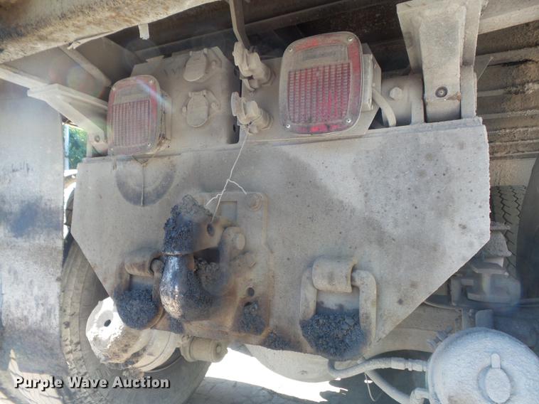 image for item DB6441 1999 Freightliner FLD dump truck