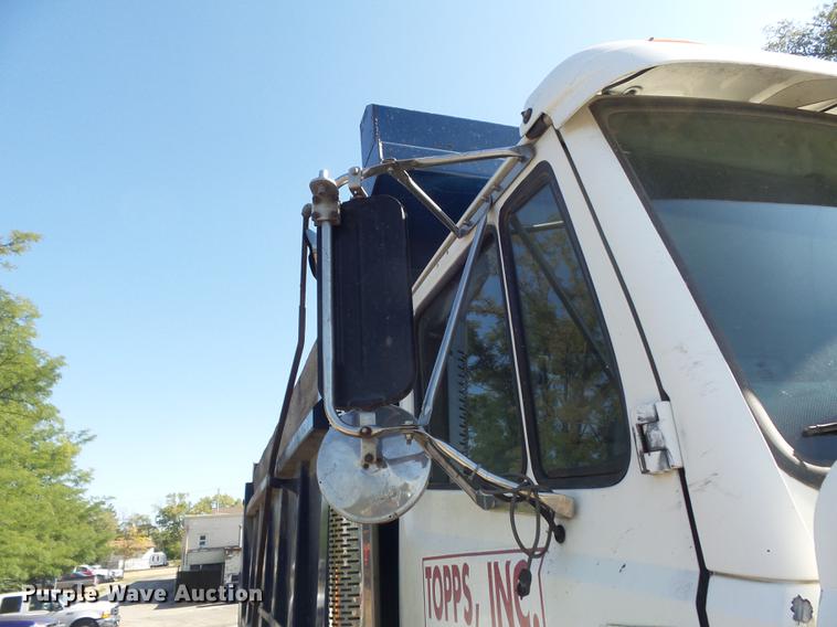 image for item DB6441 1999 Freightliner FLD dump truck