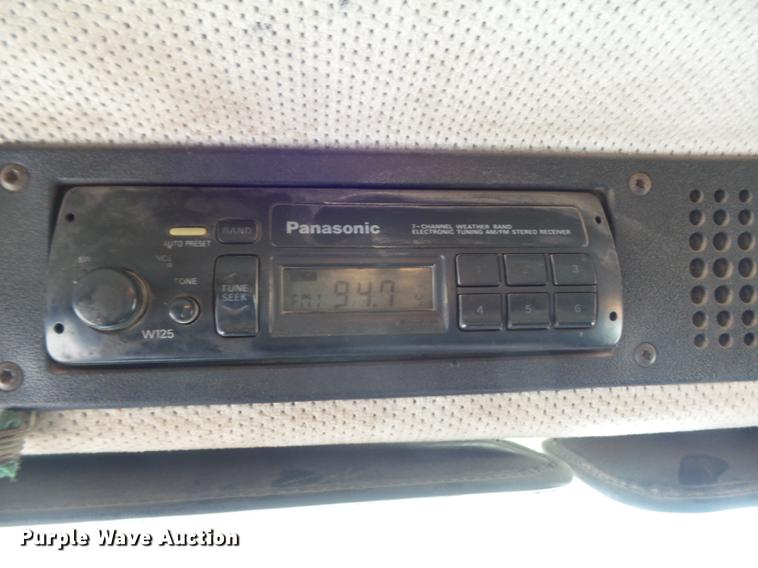 image for item DB6441 1999 Freightliner FLD dump truck