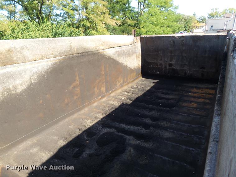 image for item DB6441 1999 Freightliner FLD dump truck