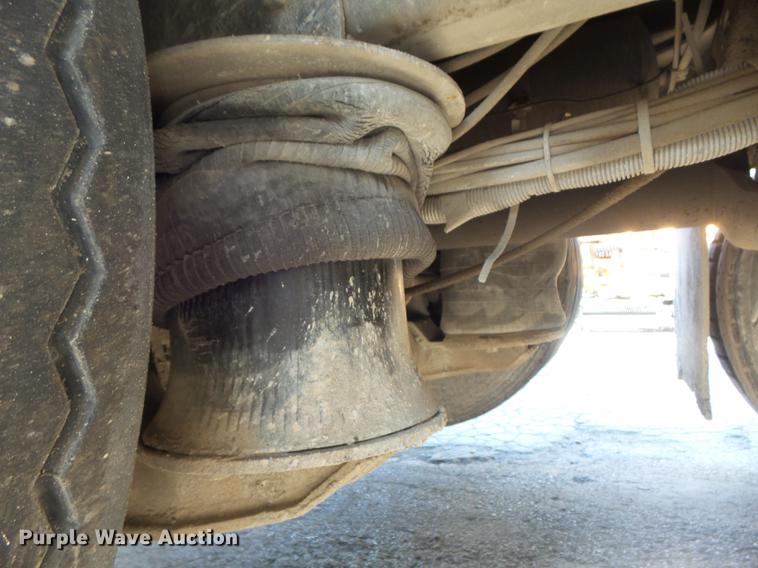 image for item DB6441 1999 Freightliner FLD dump truck