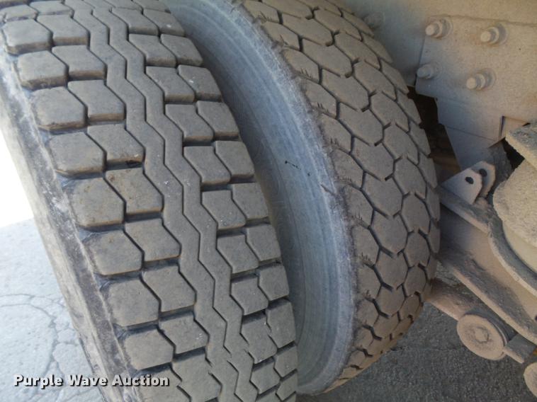 image for item DB6441 1999 Freightliner FLD dump truck