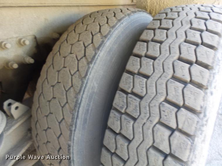 image for item DB6441 1999 Freightliner FLD dump truck