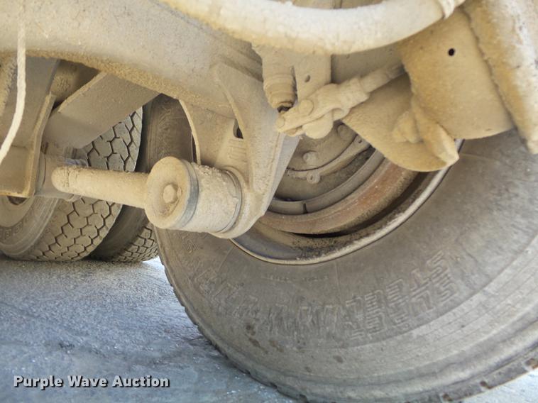 image for item DB6441 1999 Freightliner FLD dump truck