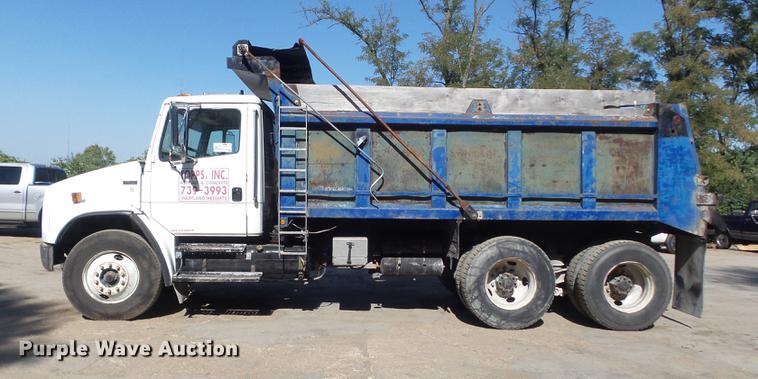 image for item DB6442 1999 Freightliner FL80 dump truck