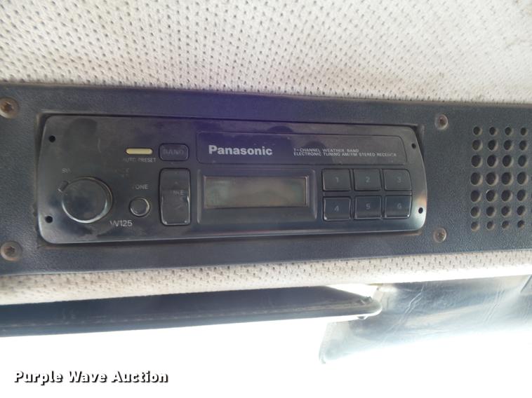 image for item DB6442 1999 Freightliner FL80 dump truck