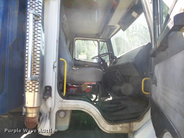 image for item DB6442 1999 Freightliner FL80 dump truck