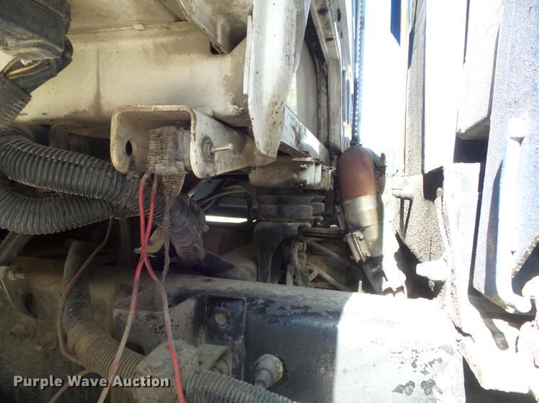 image for item DB6442 1999 Freightliner FL80 dump truck