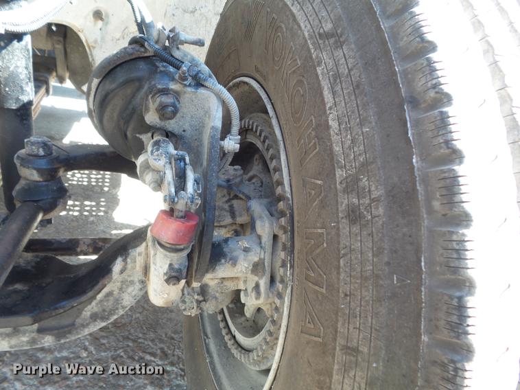 image for item DB6442 1999 Freightliner FL80 dump truck