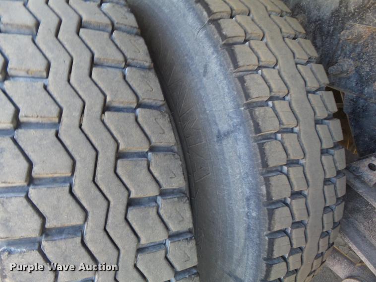 image for item DB6442 1999 Freightliner FL80 dump truck