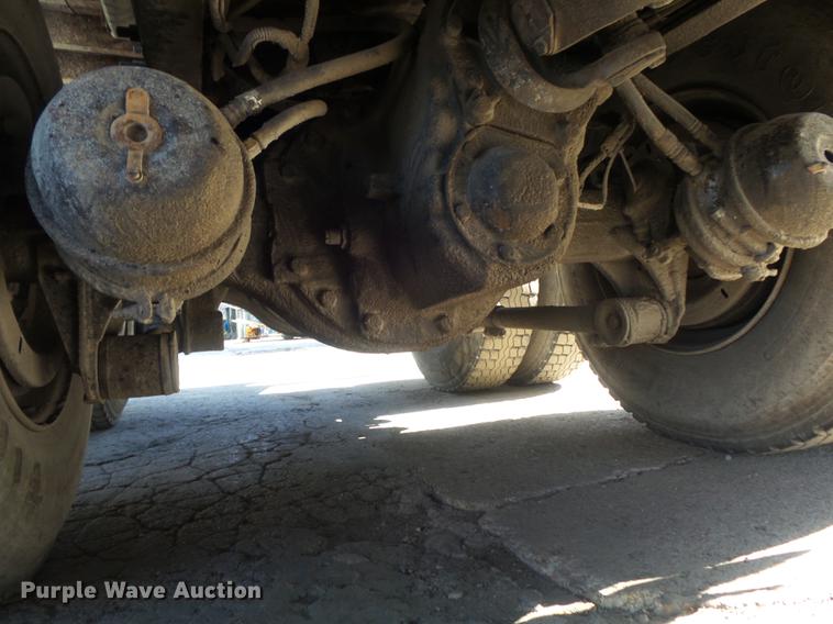 image for item DB6442 1999 Freightliner FL80 dump truck