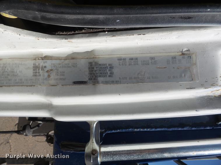 image for item DB6442 1999 Freightliner FL80 dump truck