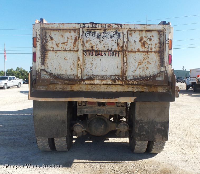 image for item DB7395 1997 Ford LT8000 dump truck