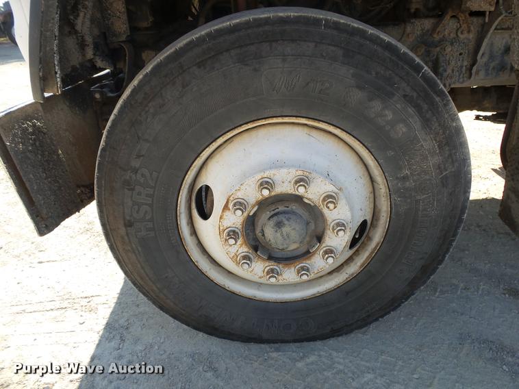 image for item DB7395 1997 Ford LT8000 dump truck