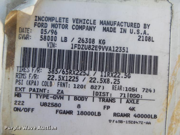 image for item DB7395 1997 Ford LT8000 dump truck