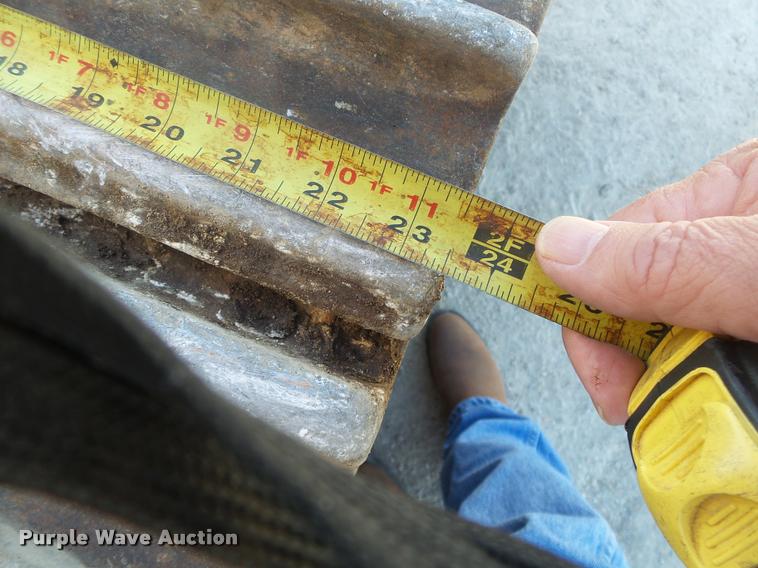 image for item DB7396 1999 Case 9020B excavator