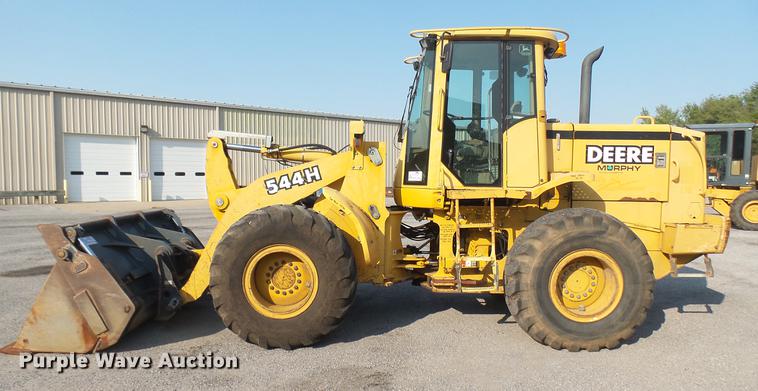 image for item DC1751 1998 John Deere 544H wheel loader