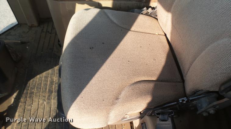 image for item DC1751 1998 John Deere 544H wheel loader