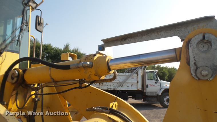 image for item DC1751 1998 John Deere 544H wheel loader