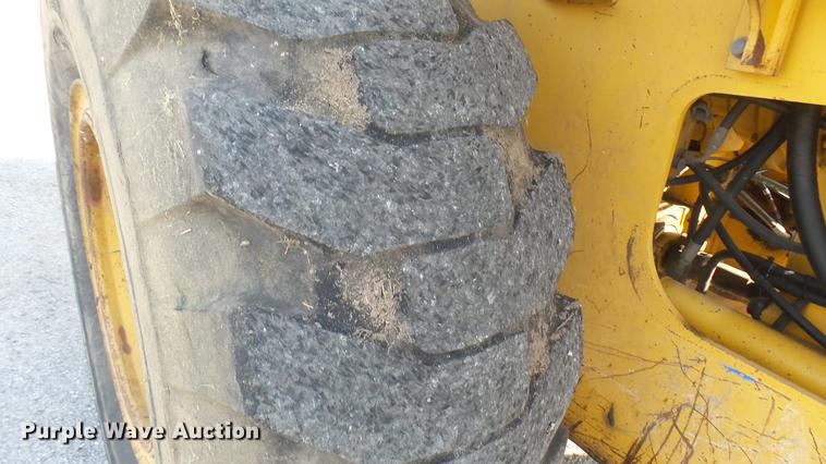 image for item DC1751 1998 John Deere 544H wheel loader