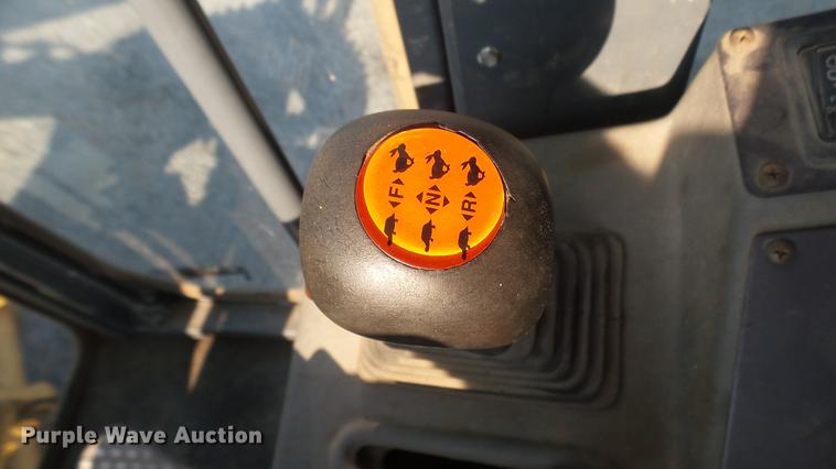 image for item DC1757 1997 Champion 710A Series V motor grader