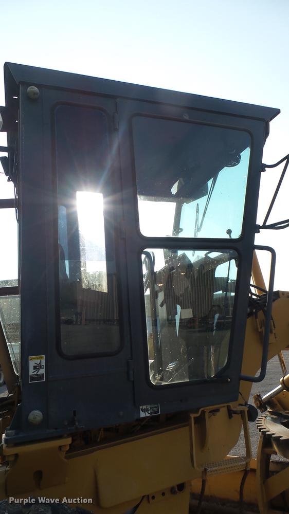 image for item DC1757 1997 Champion 710A Series V motor grader