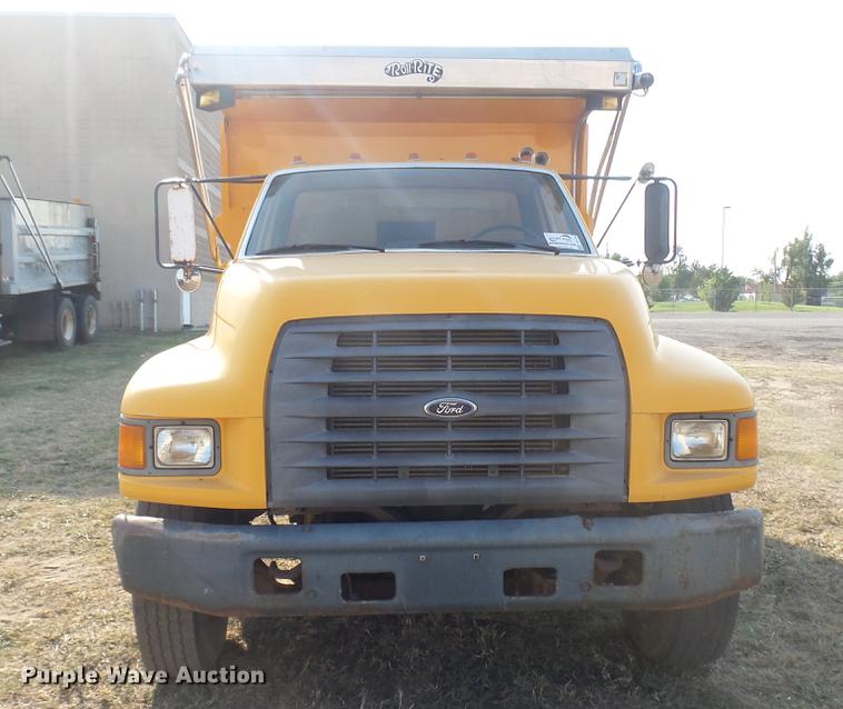 image for item DC1765 1998 Ford F800 dump truck